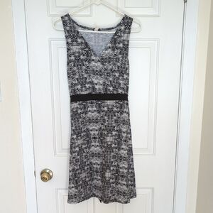 Soybu Black And White Patterned Knee Length Dress